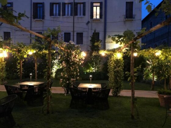 Madama garden retreat - Photo4