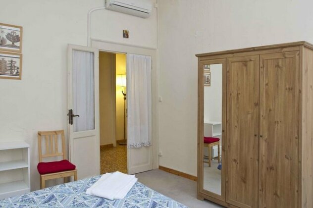 Margherita Palace - Photo5