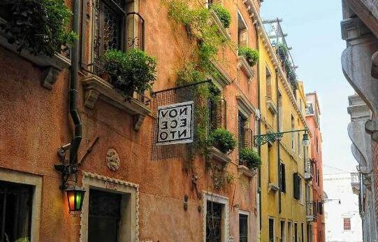 Novecento Venice