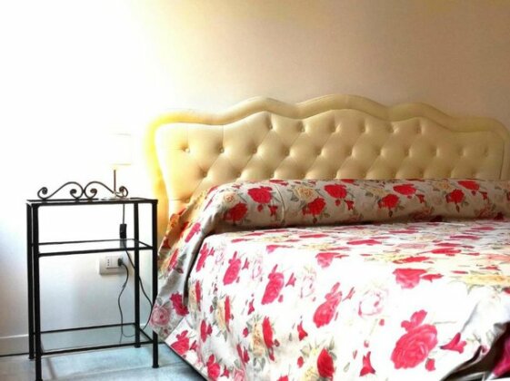 Residence Castello Venezia - Photo5