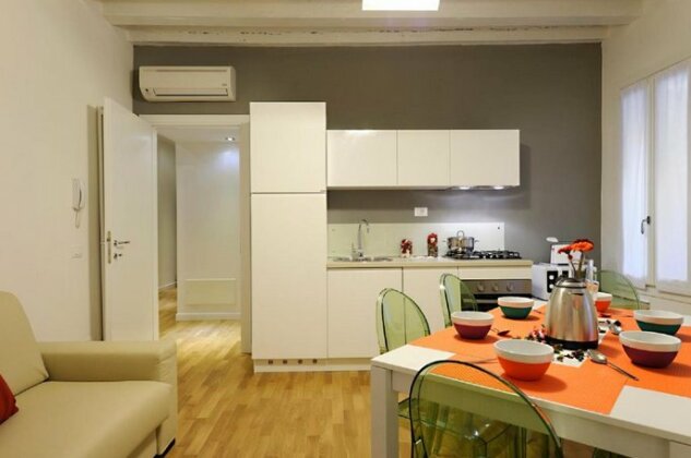 Rialto Suite Apartment - Photo5