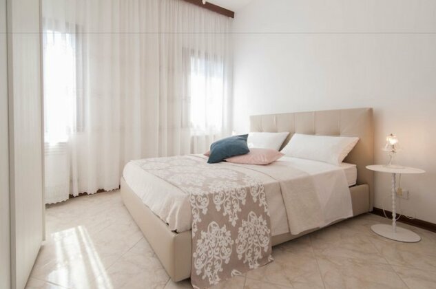 Riva Excelsior Apartment - Photo4