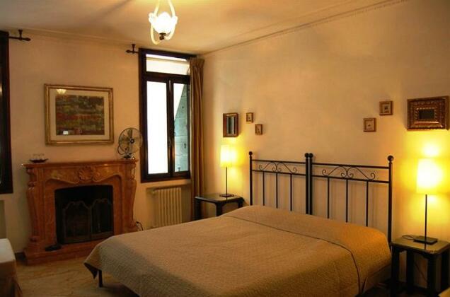 Room in Venice Bed & Breakfast
