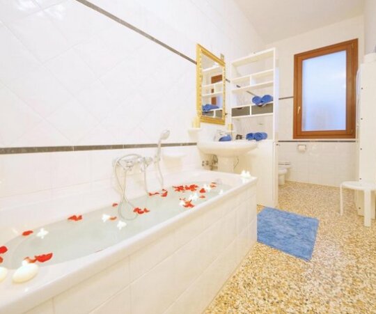Santa Marina Apartment Rialto - Photo5