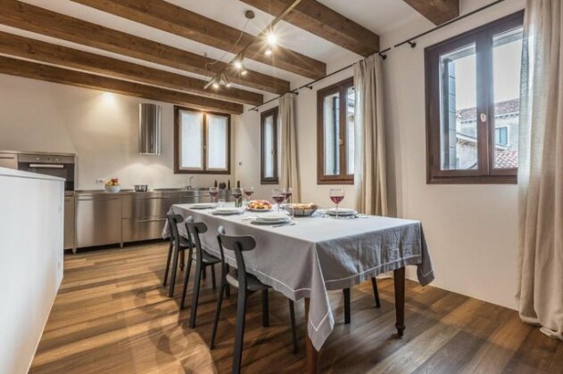 Saoner Venetian Design Apartment - Photo2