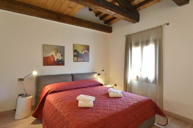 Skyline Penthouse - Photo3
