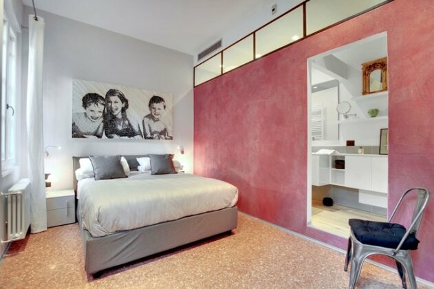 Stunning Modern Apartment In The Heart Of Venice - Photo4