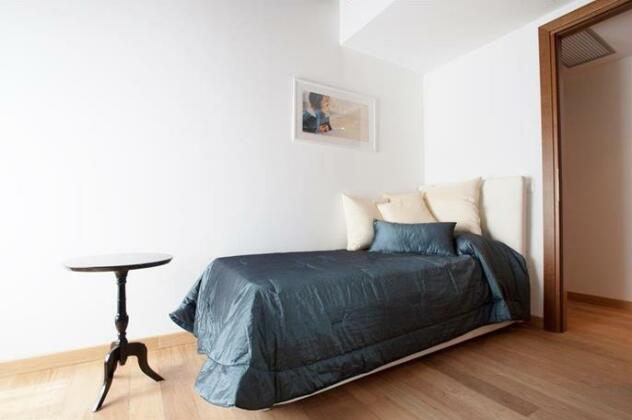 The Lion's House APT3 - Photo4