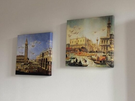 Venetian Mood - Photo4