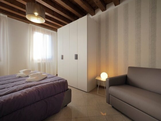 Venetian Style 2 - Photo5