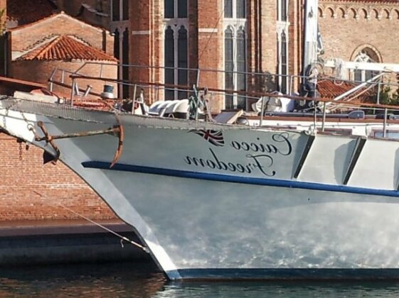 Venezia Boat & Breakfast Caicco Freedom - Photo2