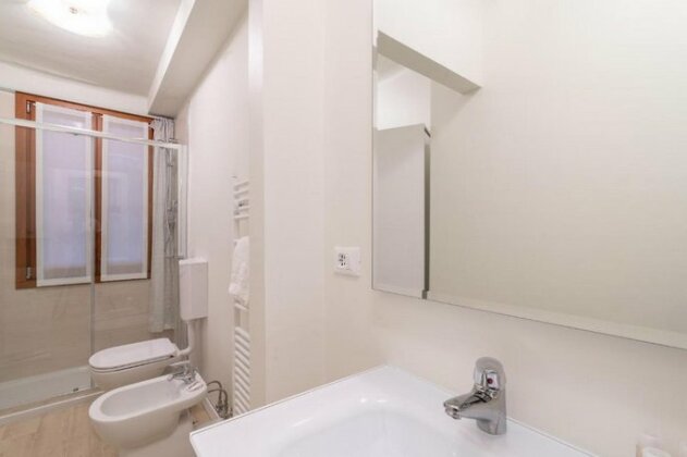 Venice Luxury Apartments - Photo5