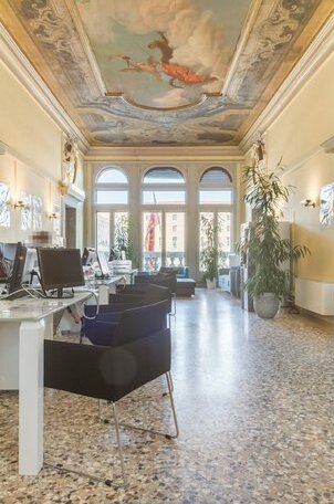 Venice Style Apartment - Photo4
