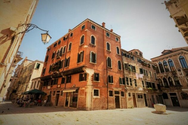Venicemore Apartments Central Old Town