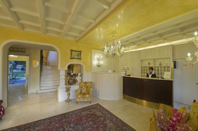 Viktoria Palace Hotel - Photo3