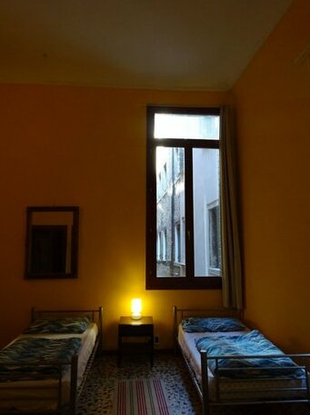 Youth Venice Palace - Photo2