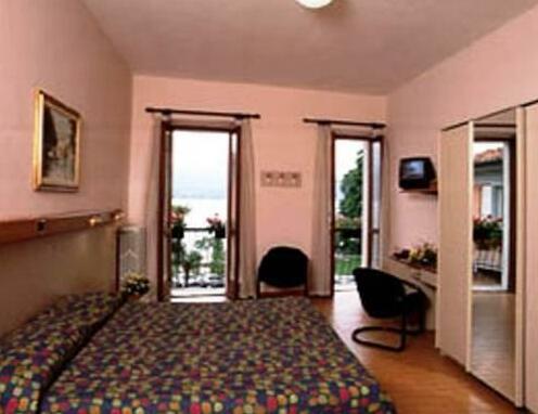 Hotel Novara - Photo4