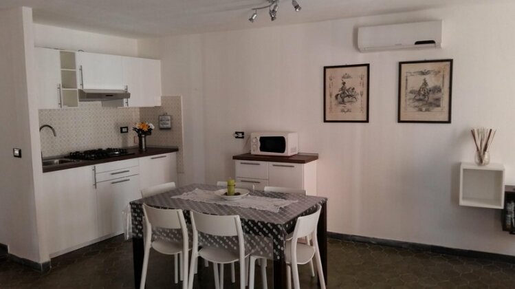 El Nin Apartment with Terrace - Photo5