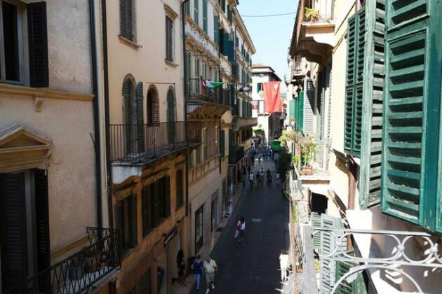 Bright Apartments Verona - Borsari Historical
