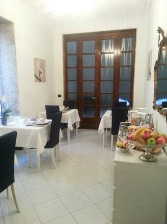 Dimora Montecchi B&B - Photo2