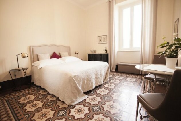 Le Flaneur Bed and Breakfast - Photo2