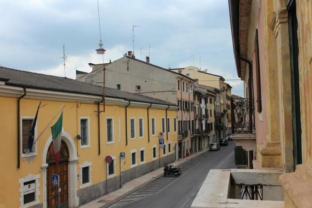 Originale Appartamento in Verona