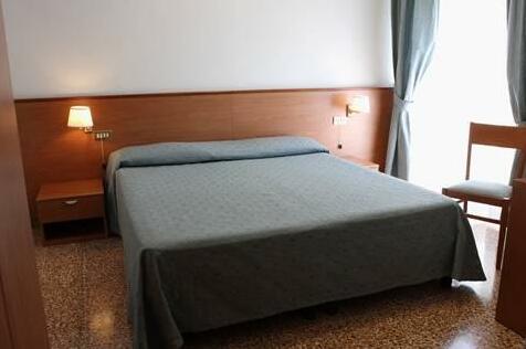 Hotel Pino Solitario - Photo4