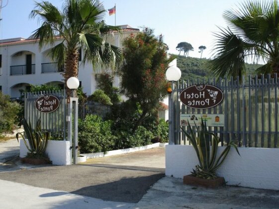 Hotel Ponte Vieste - Photo2