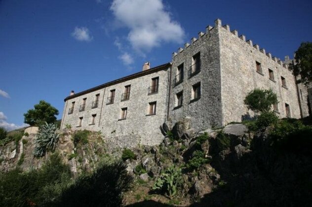 Castello Dei Principi Sanseverino - Photo2