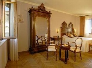 La Locanda Di San Francesco Viggianello - Photo2