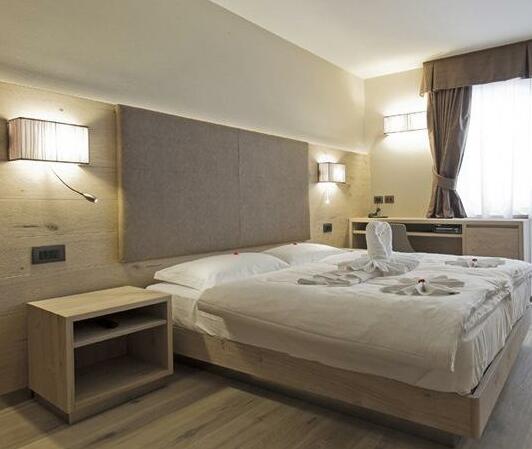 Design & Suite Hotel Ciarnadoi