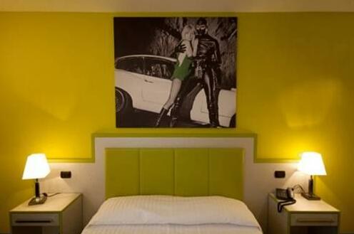 La Dolce Vita Hotel Motel - Photo3