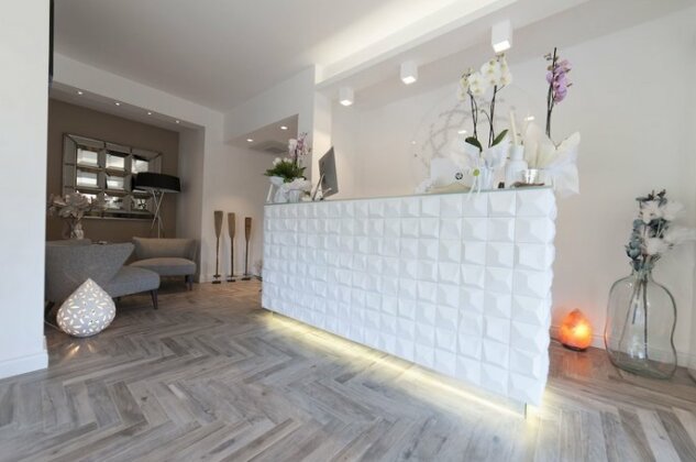 Suimi's Hotel - Photo4