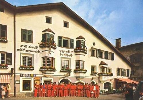 Hotel Aquila Nera - Schwarzer Adler - Photo2