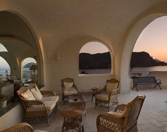 Therasia Resort Sea and SPA - Photo2