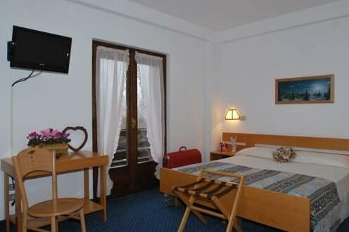 Hotel Mae - Photo3