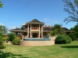 7 Br Beachfront Villa With Infinity Pool - Discovery Bay