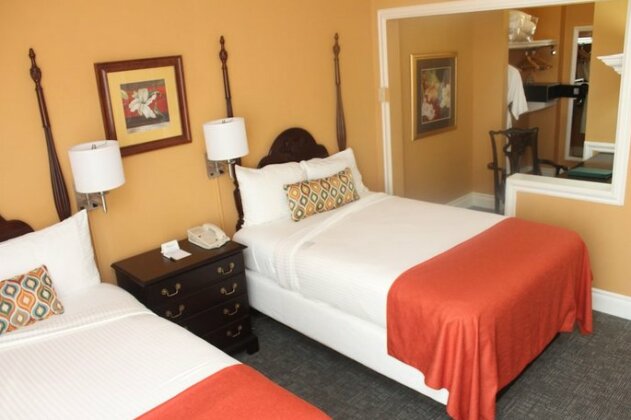 Courtleigh Hotel & Suites - Photo5
