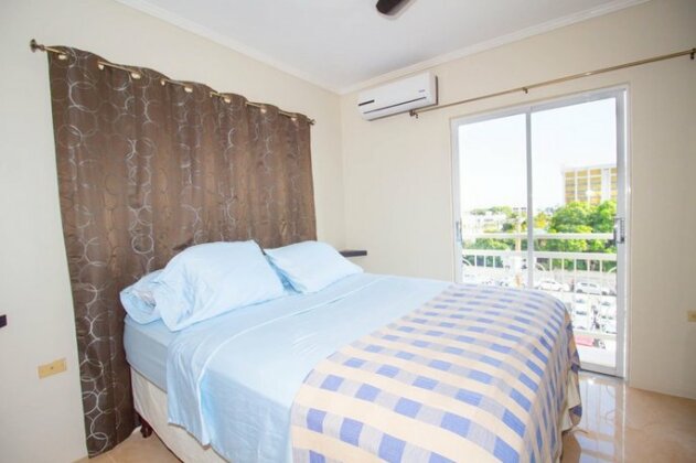 The Bailey's New Kingston Suites By The Vacation Casa - Photo5