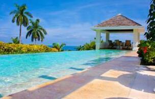 5 Br Villa With 2 Pools - Montego Bay