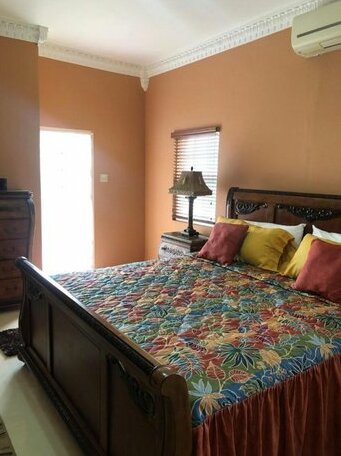 Luxury 3 Bedroom Apartment Montego Bay - Photo3
