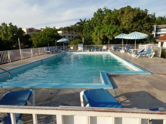 Ocean View Suite At Montego Bay Club Resort - Photo3