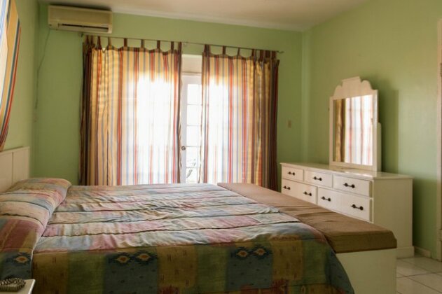 Rooms On the Hip Strip - Montego Bay - Photo3