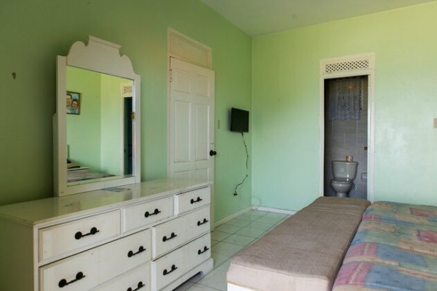 Rooms On the Hip Strip - Montego Bay - Photo5