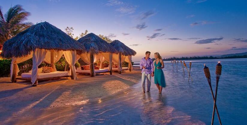 Sandals Royal Caribbean All Inclusive Resort & Private Island - Couples Only - Photo4