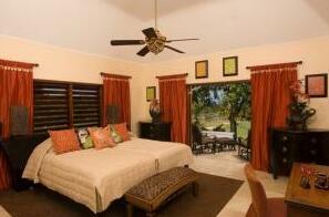 Seaviews 4 BR Villa - Montego Bay - Photo2