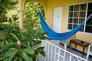 1 Br - Lower Double Room - Negril - Photo2