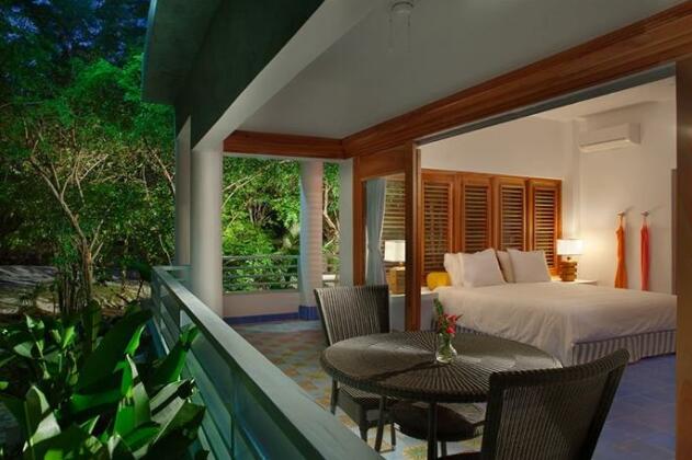 HideAwhile - Photo2