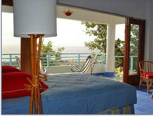 HideAwhile - Photo5