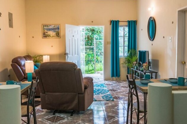 Spacious Vacation Apt in Negril - Photo5